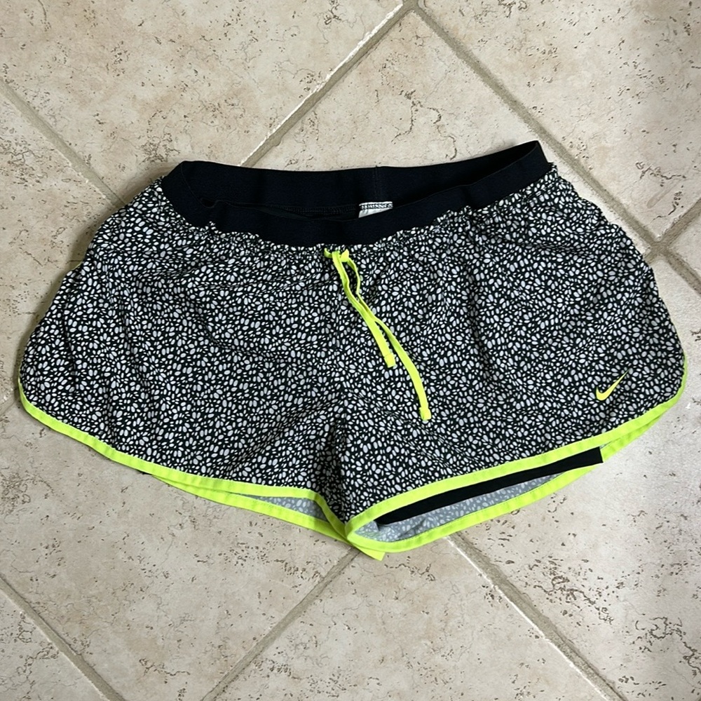 Nike - Dri-Fit Lined Running Shorts - Large